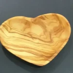 Hartvormige olijfhouten schaal handgemaakt