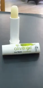 Lippenbalsam mit organischem Olivenöl & Bienenwachs – Bild 4