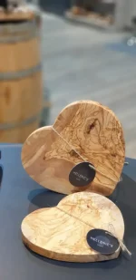 Brettchen in Herzform 24cm Olivenholz – Bild 3