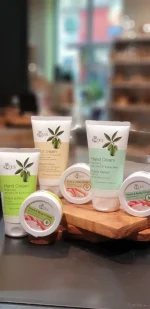Peeling-Creme für Gesicht und Körper 80ml – Bild 2