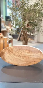Brettchen oval 36cm aus Olivenholz HANDMADE