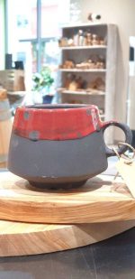 Tasse "Betty" aus Keramik "rot/schwarz" handmade