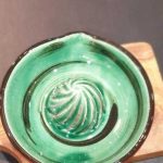 Zitronenpresse aus Keramik "grün" handmade
