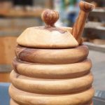Olijfhouten honingpot met honinglepel 13cm