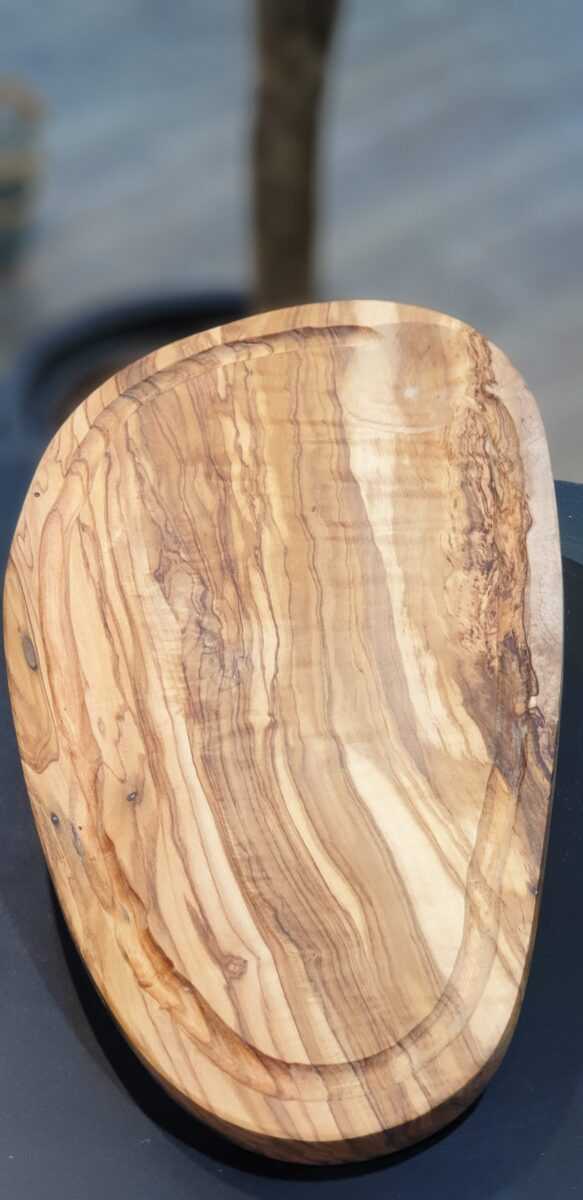 Brettchen mit Rille 35cm aus Olivenholz HANDMADE