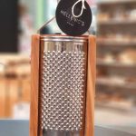 Rasp met olijfhouten bakje L Handgemaakt